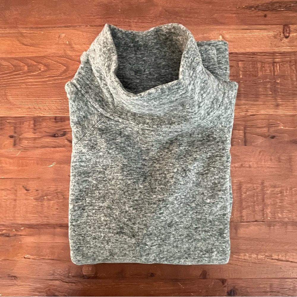 Cozy Green Pullover